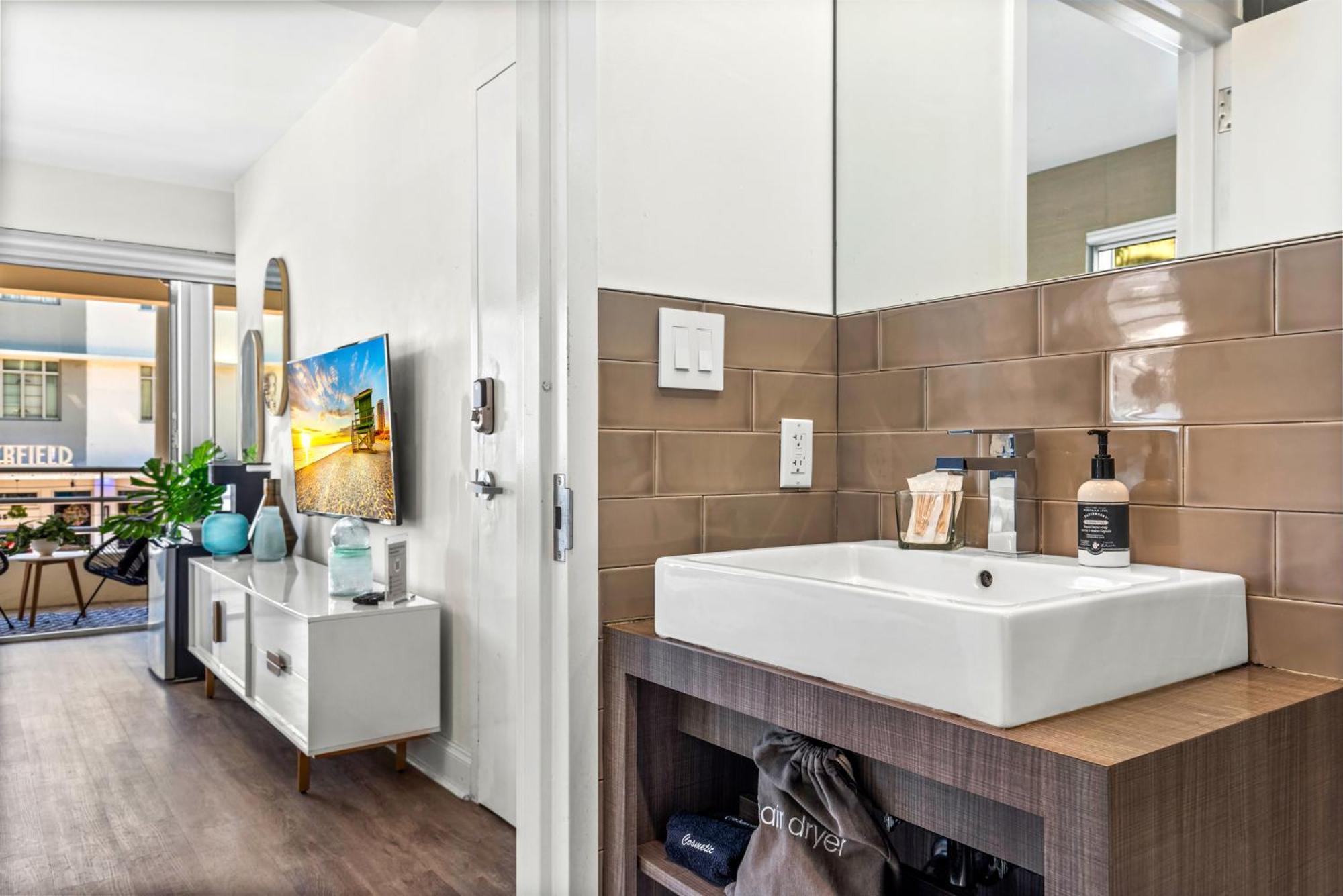 Luxuri Suites Miami Beach Exteriör bild